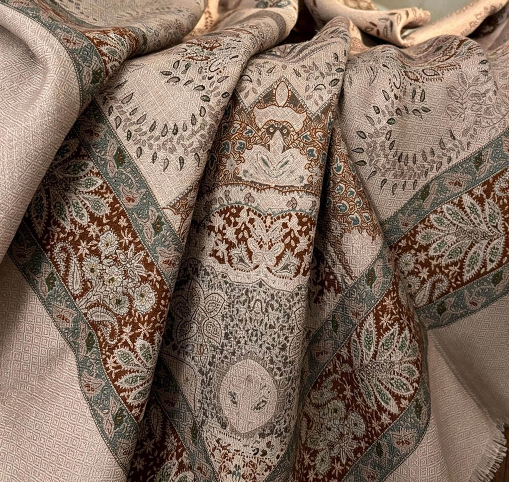 Silk Wool Scarf 53"x53" 135x135cm, Classic Paisley 2-in-1 Silk Wool Square Scarf Shawl, Winter Soft Dual-Use Wrap, Gift for Her