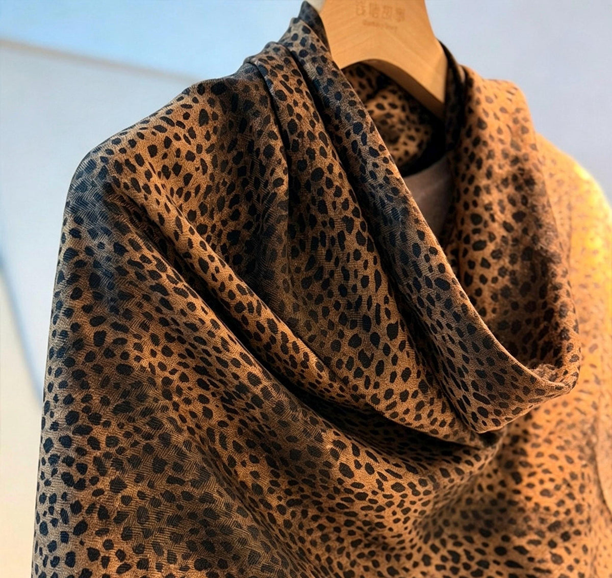 Silk Wool Scarf 54"x54" 138x138cm, Caramel Maillard Old Money Mulberry Silk Square Scarf Large Shawl Winter Warm Wrap Gift for Her