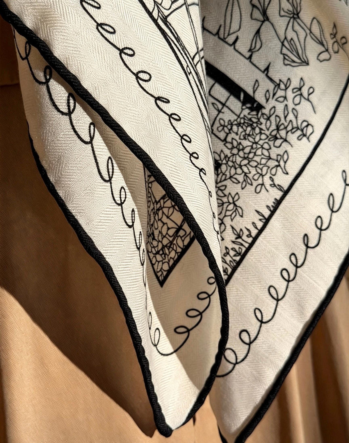 Silk Wool Scarf 35"x35" 88x88cm, French Sketch Art Mulberry Silk Square Scarf Minimalist Winter Warm Shawl Gift for Her