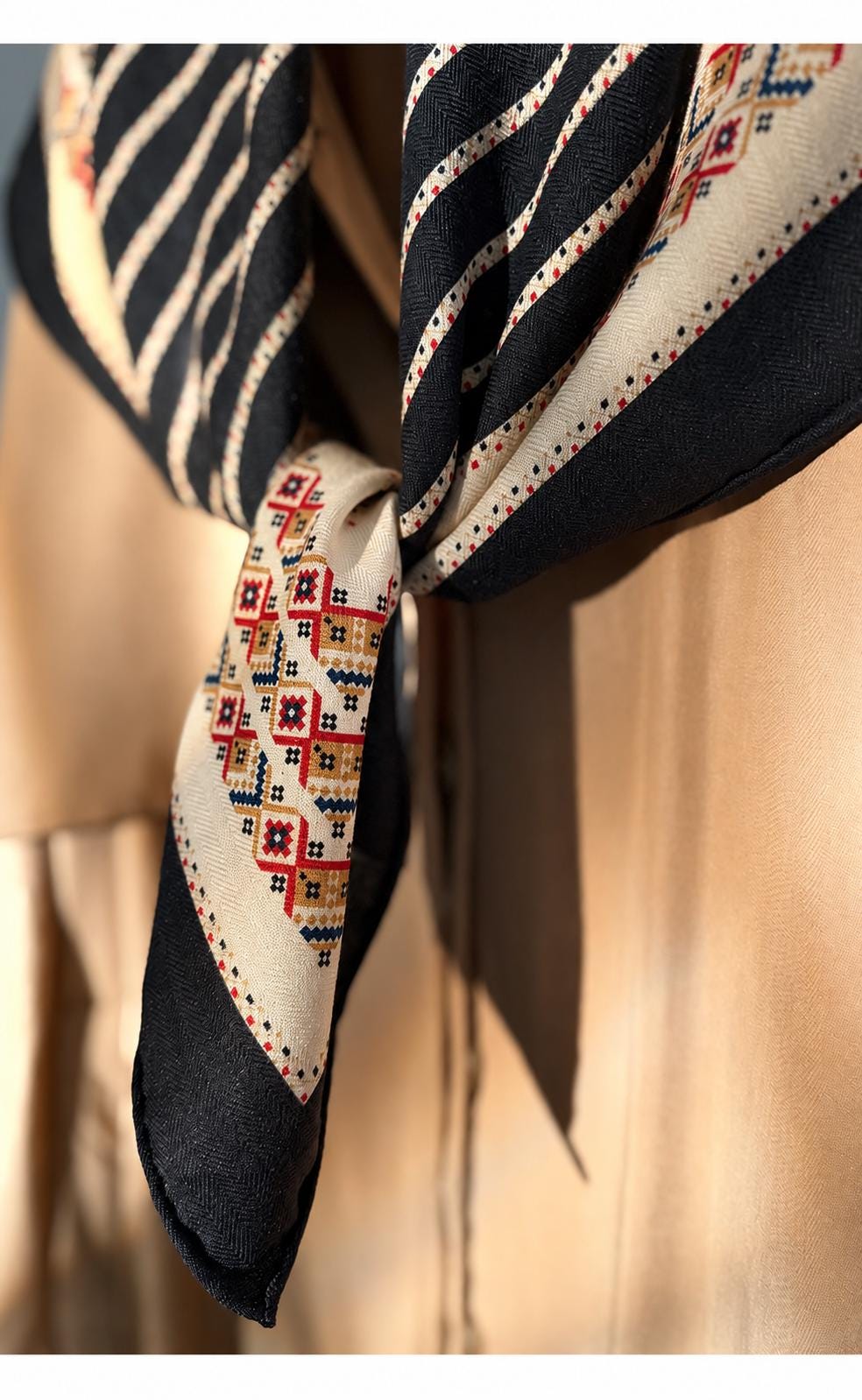 Silk Wool Scarf 35"x35" 88x88cm, Ethnic Boho Double Sided Square Scarf, Vintage Silk Wool Shawl, Women's Fall Winter Wrap Gift