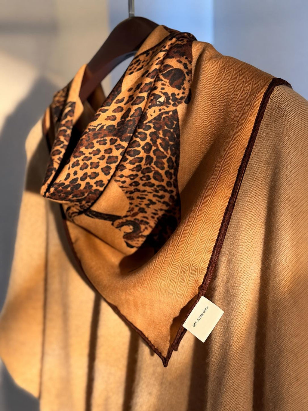 Silk Wool Scarf 35”x35” 88x88cm, Leopard Print Square Scarf, Italian Old Money Style Silk Wool Shawl, Women’s Fall Winter Wrap