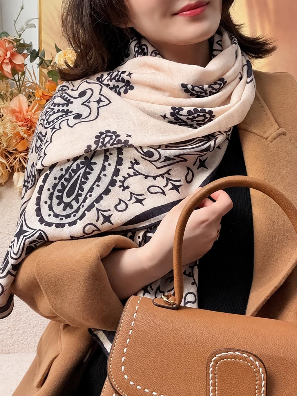 Wool Scarf 53"x53" 135x135cm, Luxury Paisley Jacquard Square Scarf, Vintage Winter Shawl, Elegant Women's Warm Wrap