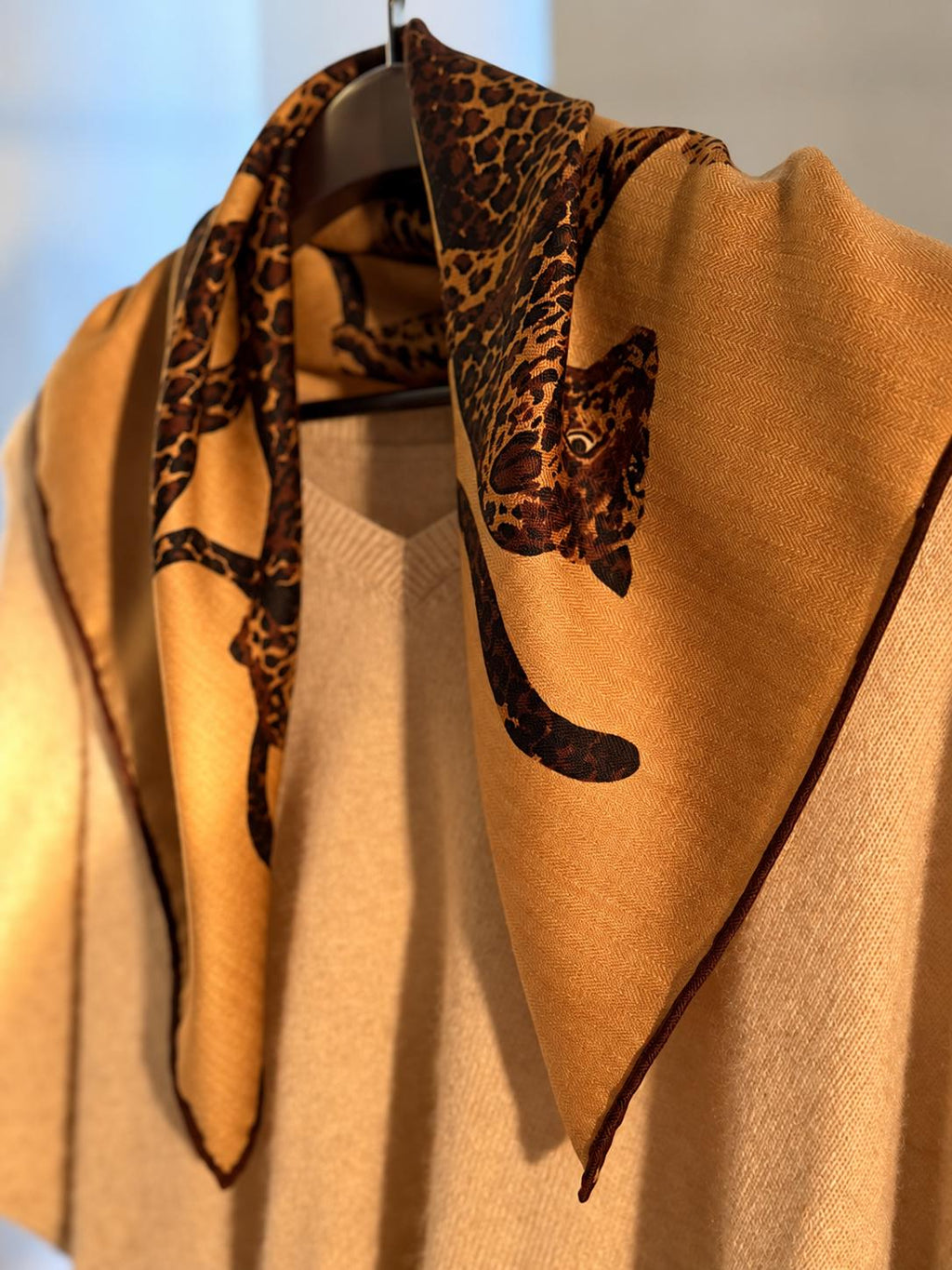 Silk Wool Scarf 35”x35” 88x88cm, Leopard Print Square Scarf, Italian Old Money Style Silk Wool Shawl, Women’s Fall Winter Wrap