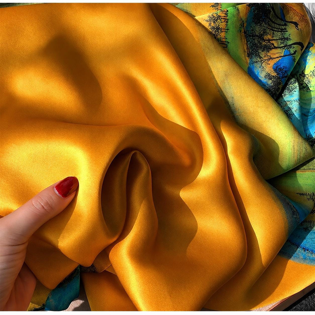 100% Mulberry Silk Scarf 43"x43" 110x110cm, Chinese Landscape Square Scarf, Elegant Oriental Art Silk Shawl, Women's Spring Fall Wrap