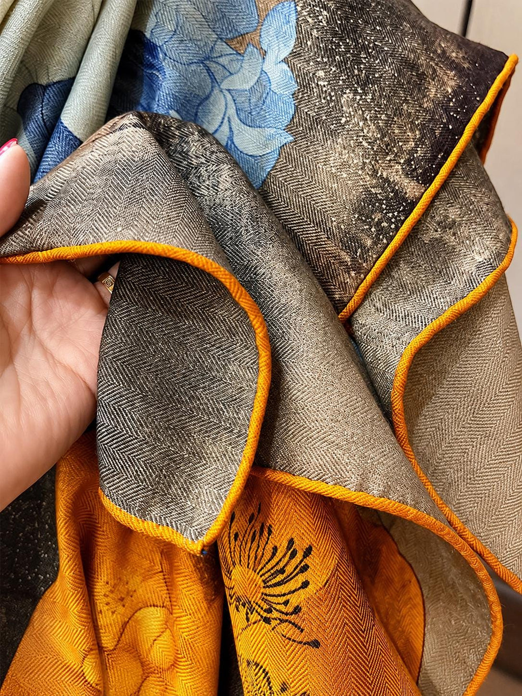 Silk Wool Scarf 53"x53" 135x135cm, Double Sided Two Tone Square Scarf, Korean Style Winter Shawl, Elegant Women's Office Wrap