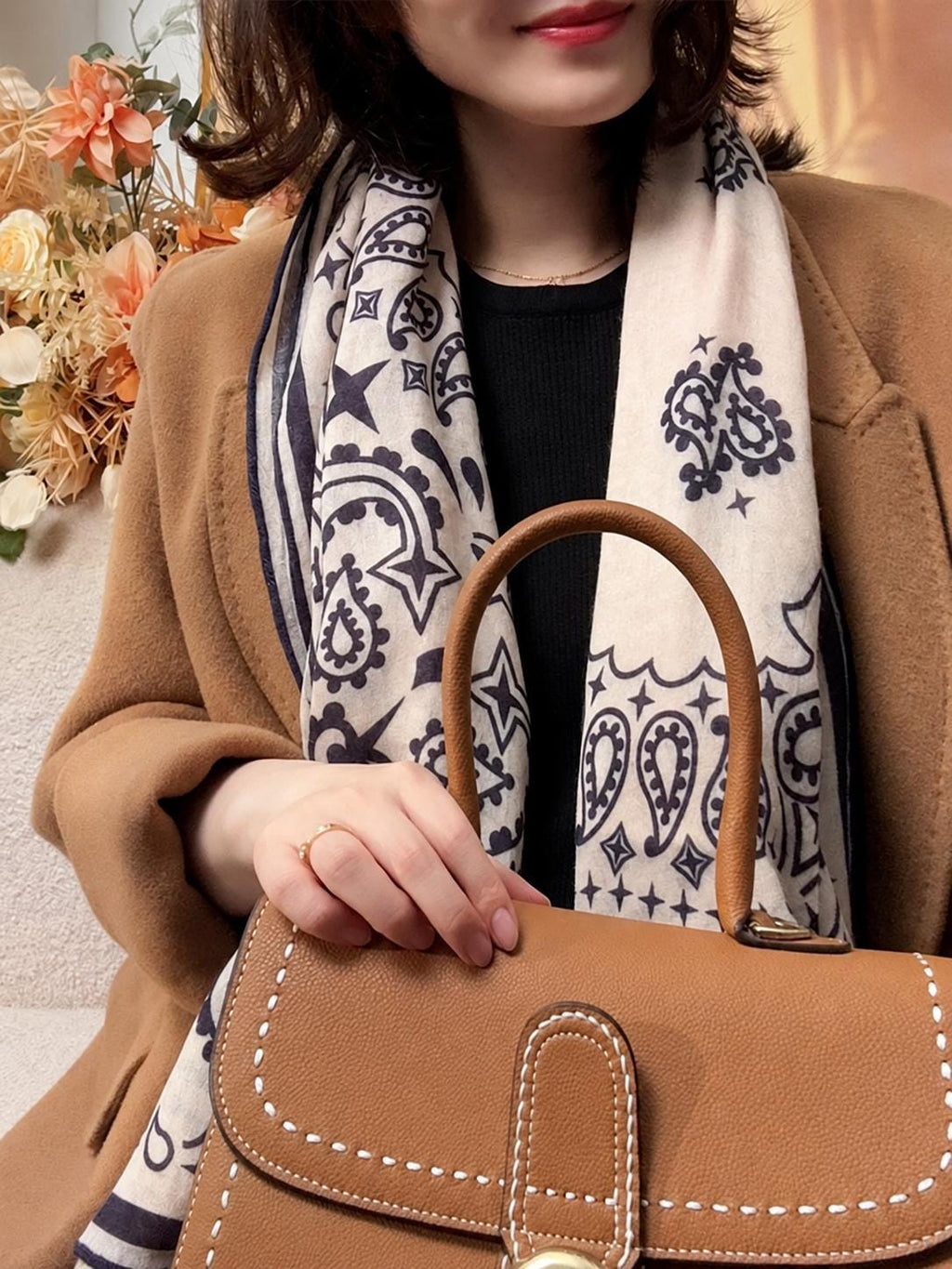 Wool Scarf 53"x53" 135x135cm, Luxury Paisley Jacquard Square Scarf, Vintage Winter Shawl, Elegant Women's Warm Wrap