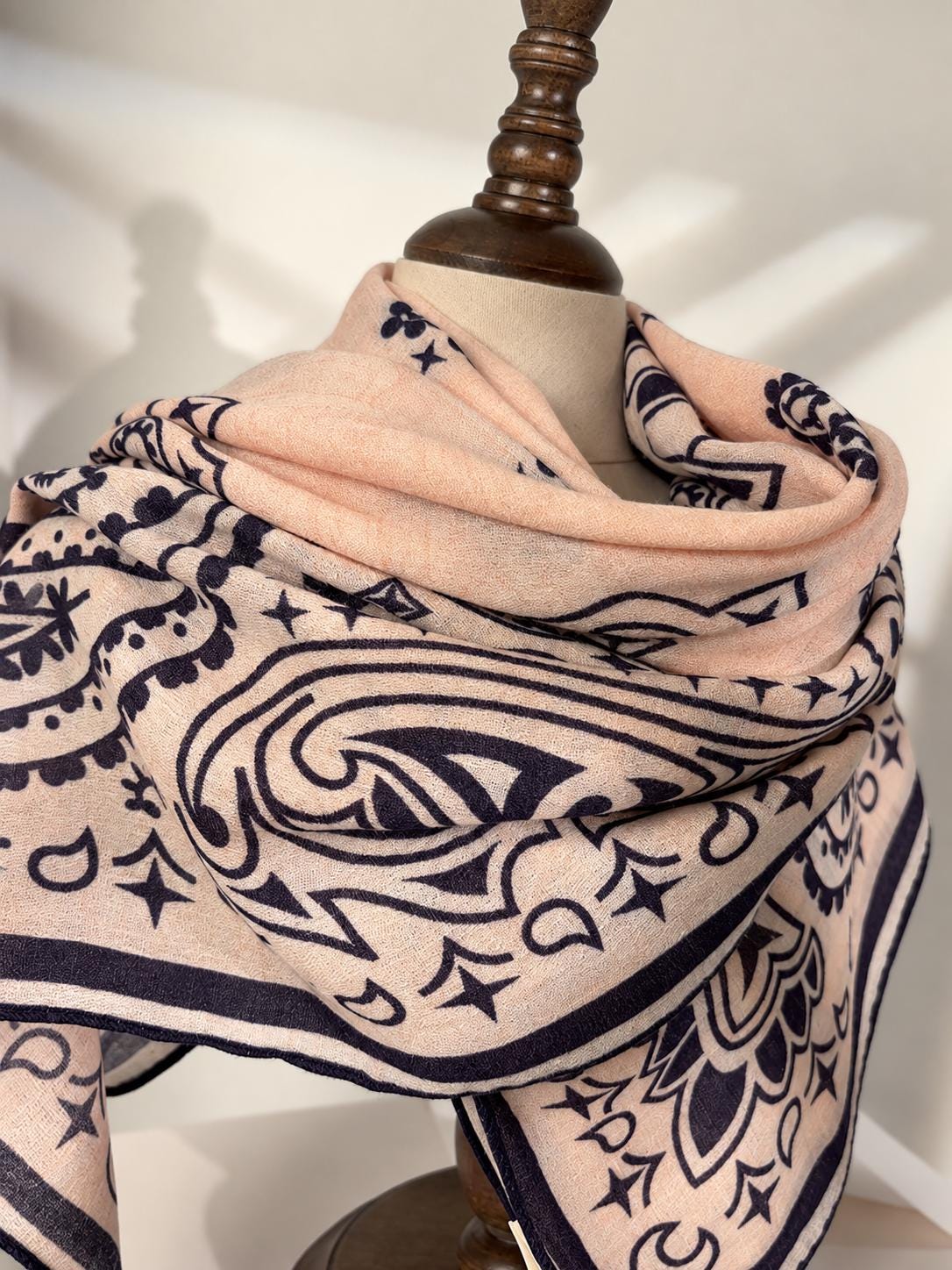 Wool Scarf 53"x53" 135x135cm, Luxury Paisley Jacquard Square Scarf, Vintage Winter Shawl, Elegant Women's Warm Wrap