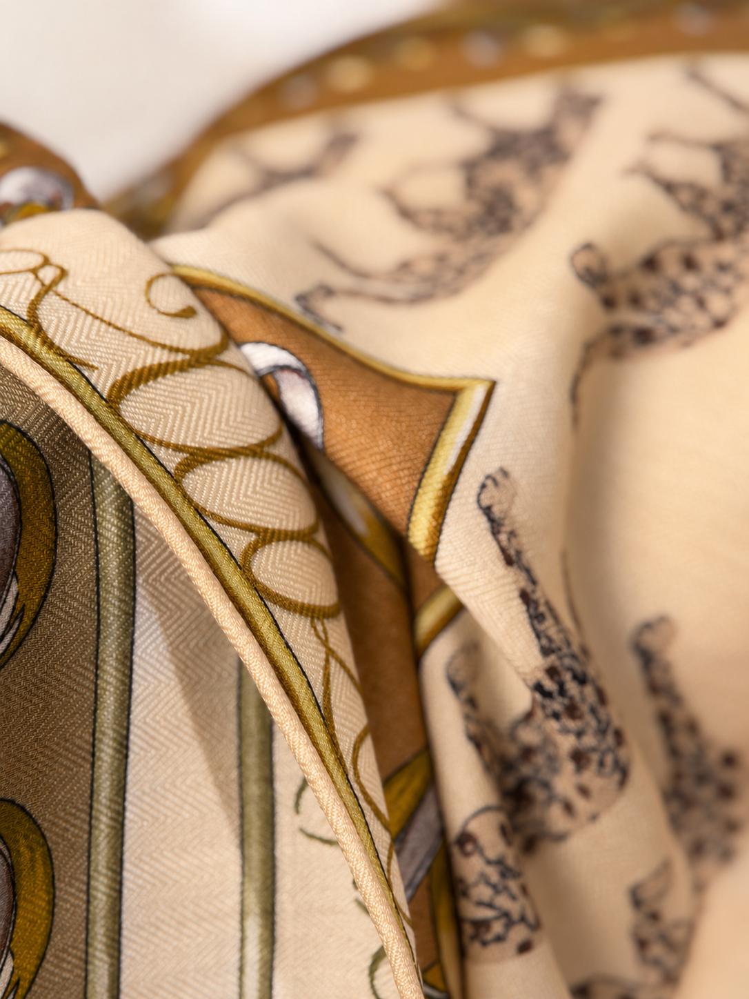 Silk Wool Scarf 26”x26” 65x65cm, Italian Vintage Two Tone Square Scarf, European Style Silk Wool Neck Scarf, Women’s Winter Accessory