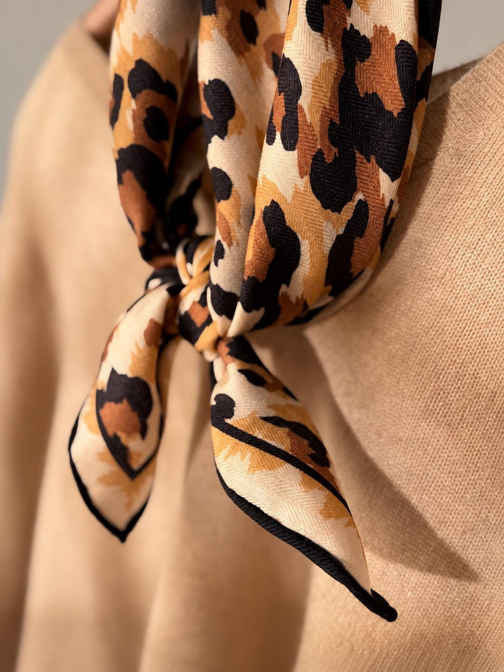 Silk Wool Scarf 35”x35” 88x88cm, Mocha Leopard Square Scarf, Italian Vintage Silk Wool Neck Scarf, Women’s Winter Accessory