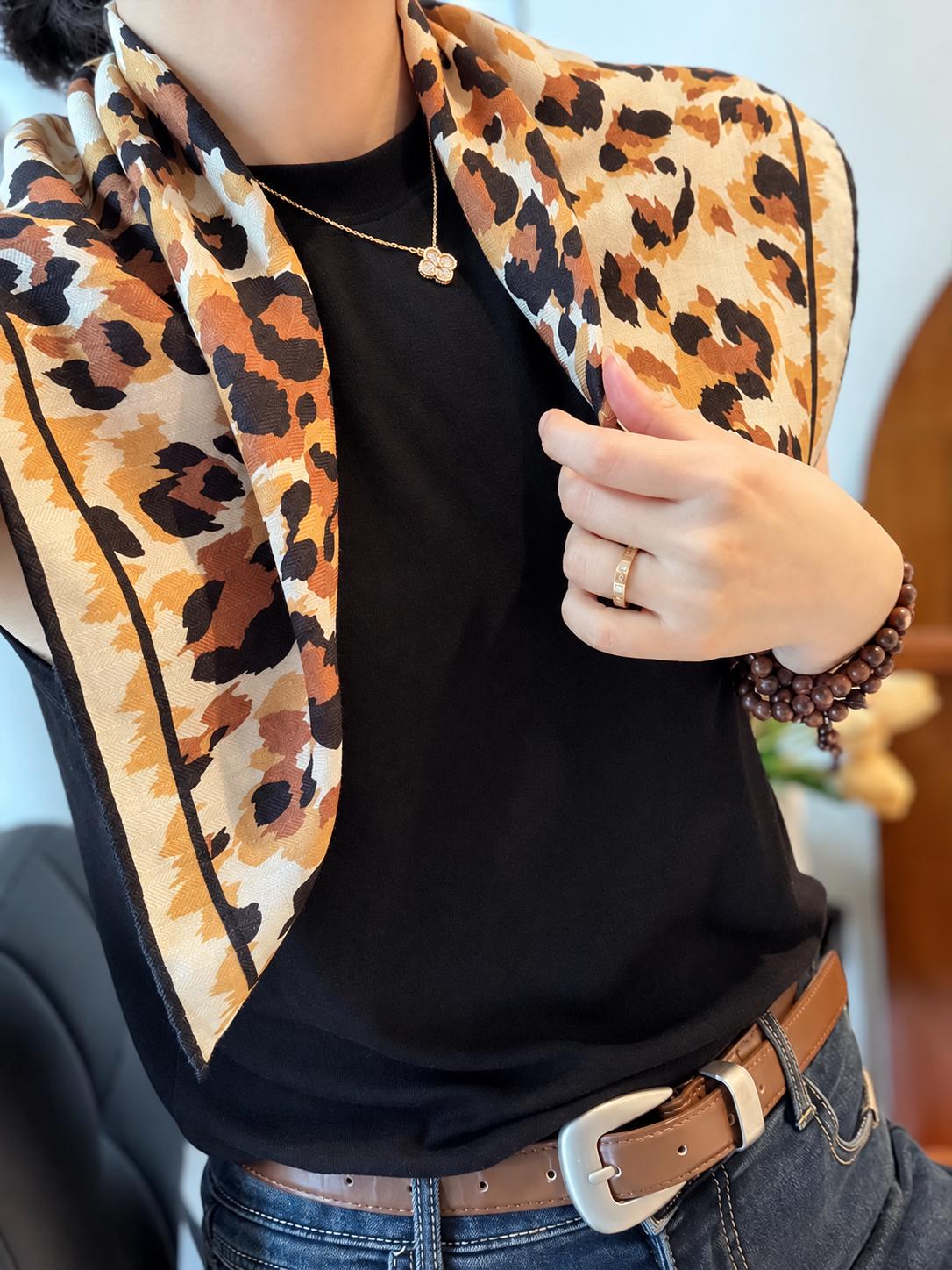 Silk Wool Scarf 35”x35” 88x88cm, Mocha Leopard Square Scarf, Italian Vintage Silk Wool Neck Scarf, Women’s Winter Accessory