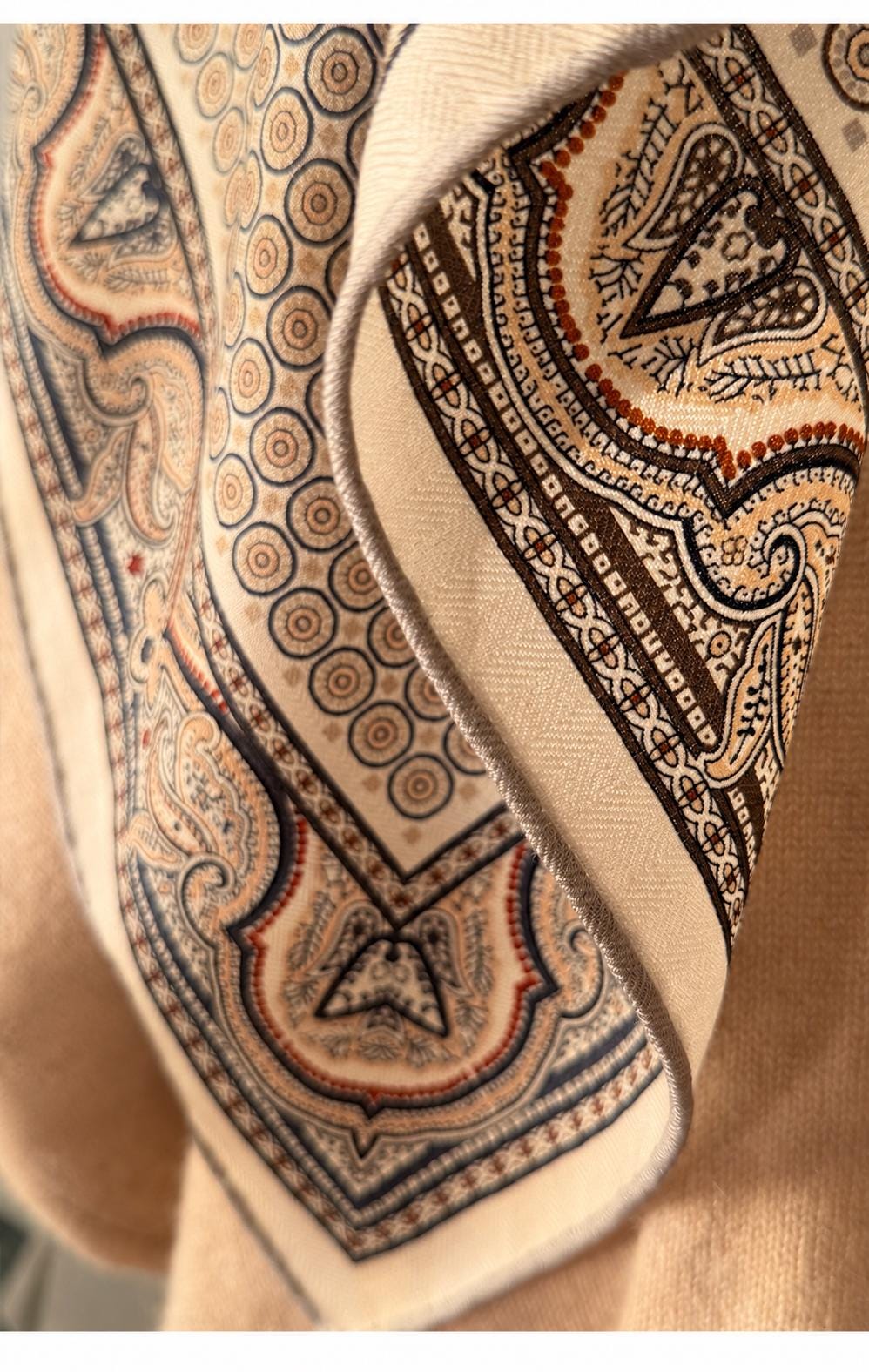 Silk Wool Scarf 26”x26” 65x65cm, Khaki Paisley Square Scarf, Vintage Silk Wool Neck Scarf, Women’s Fall Winter Accessory