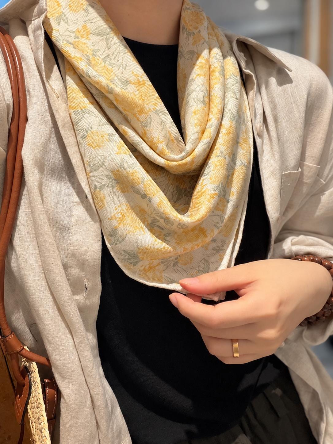 Silk Wool Scarf 27”x27” 68x68cm, Beige Floral Square Scarf, Delicate Silk Wool Neck Scarf, Women’s Winter Accessory