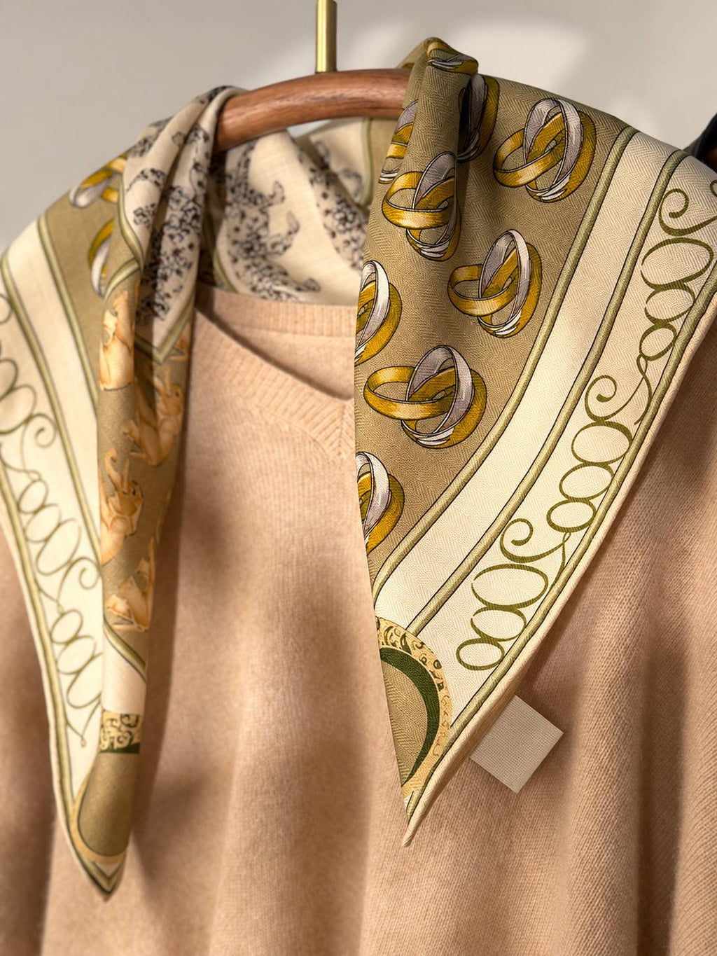 Silk Wool Scarf 26”x26” 65x65cm, Italian Vintage Two Tone Square Scarf, European Style Silk Wool Neck Scarf, Women’s Winter Accessory
