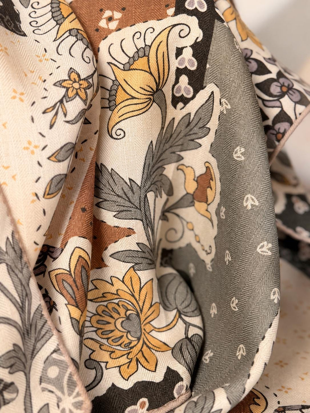 Silk Wool Scarf 26”x26” 65x65cm, European Cottage Floral Square Scarf, Vintage Art Silk Wool Neck Scarf, Women’s Winter Accessory