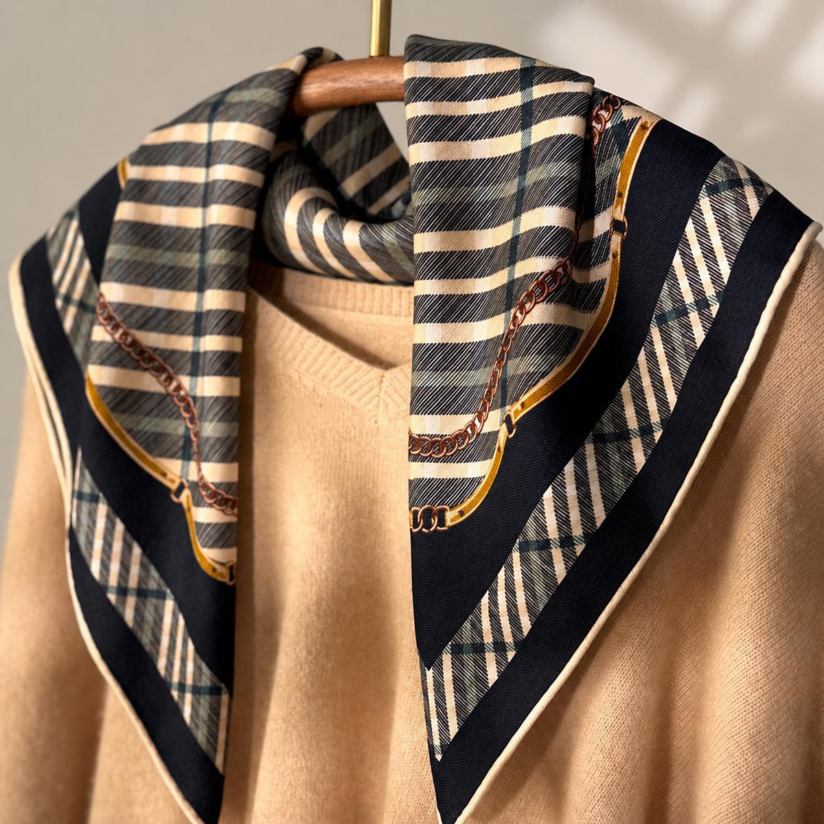Silk Wool Scarf 26”x26” 65x65cm, Italian Inspired Lock Chain Square Scarf, Vintage Silk Wool Neck Scarf, Women’s Fall Winter Accessory