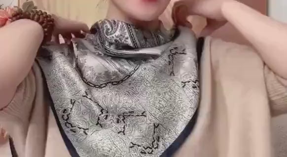 100% Mulberry Silk Scarf 25"x25" 65x65cm, Quiet Luxury Grey Silk Bandana, Elegant Old Money Neck Scarf, Sophisticated Intellectual Gift
